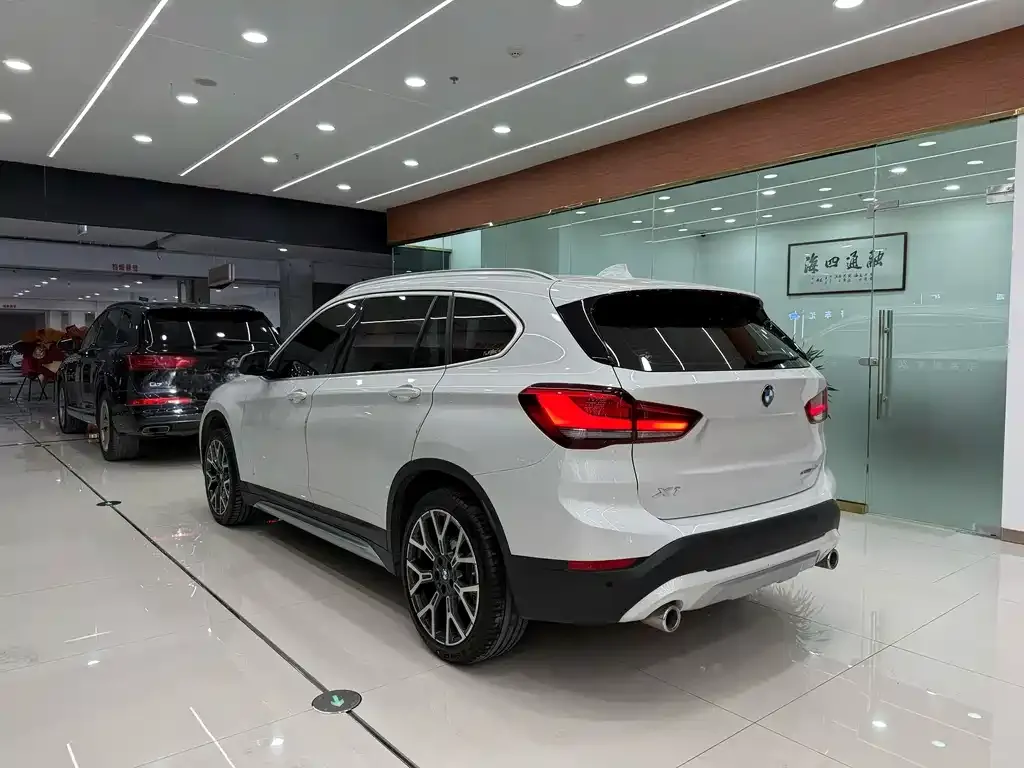 BMW X1 2021 из CN, фото 4