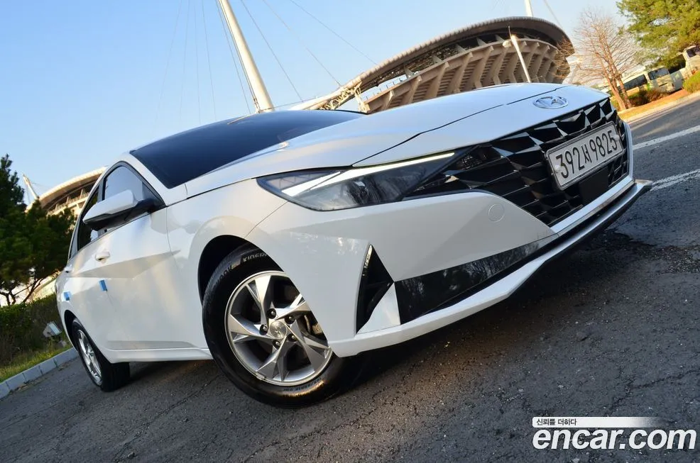 Hyundai AVANTE 2021 из KR, фото 1