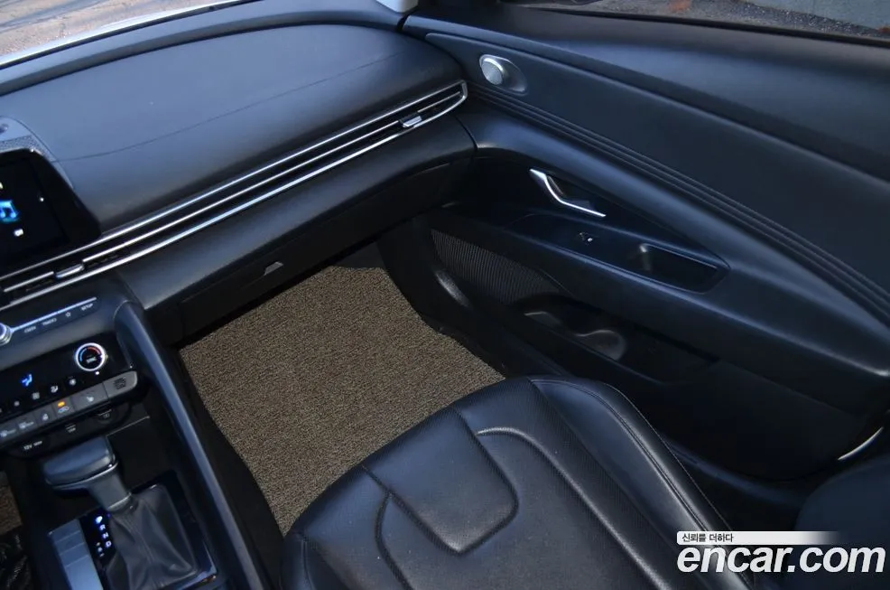 Hyundai AVANTE 2021 из KR, фото 4