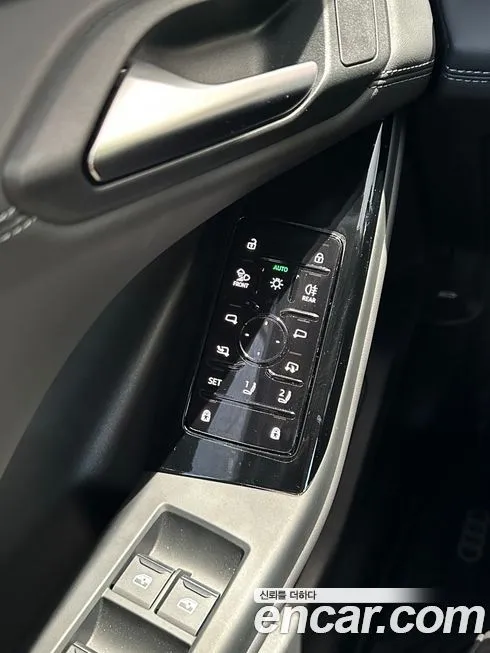 Audi Q6 e-tron 2025 из KR, фото 3