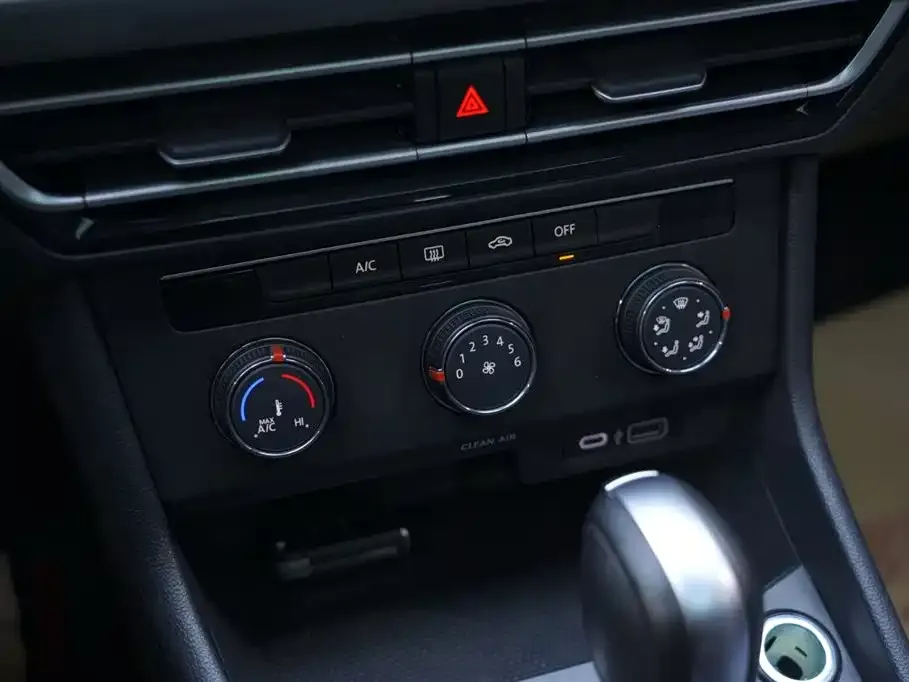 Volkswagen Lavida 2023 из CN, фото 9