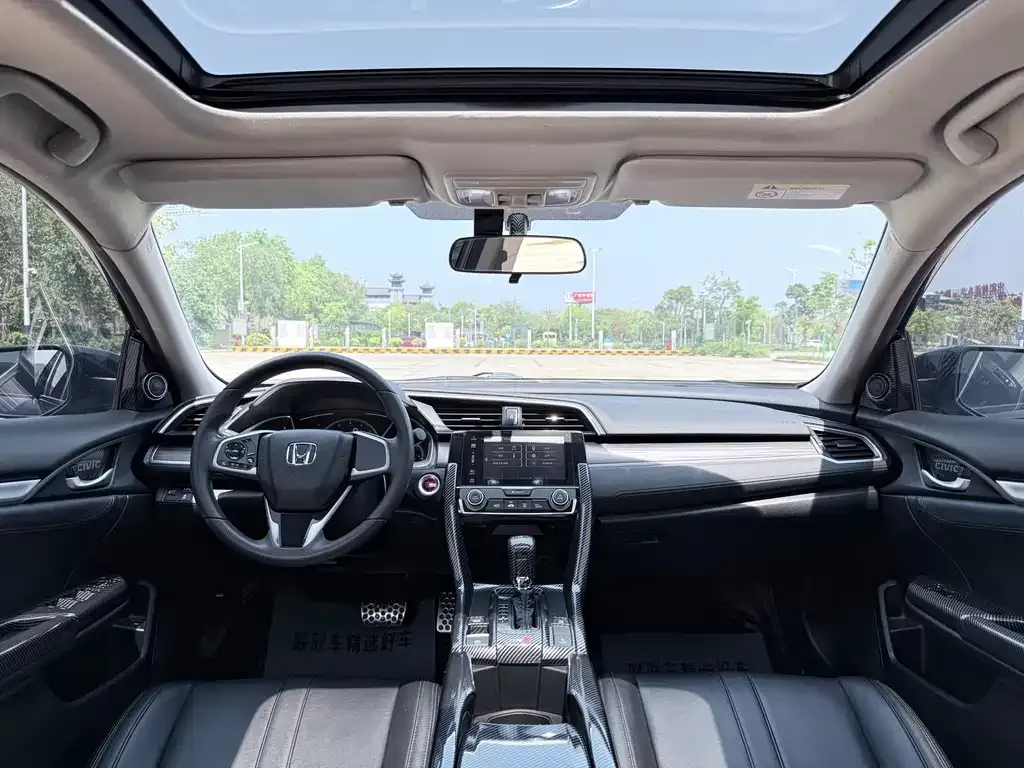 Honda Civic 2021 из CN, фото 2
