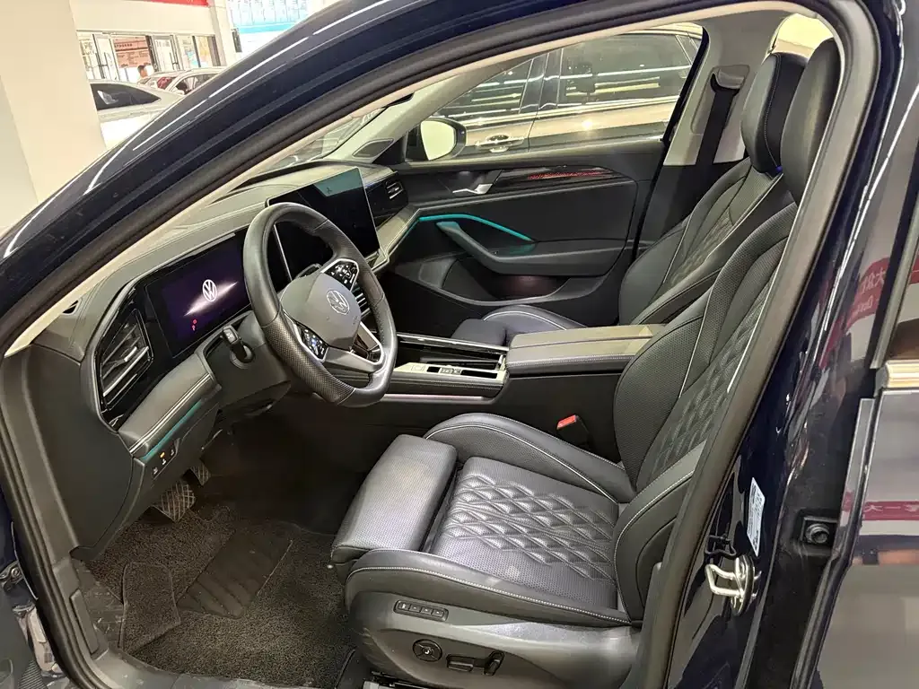 Volkswagen Magotan 2024 из CN, фото 5