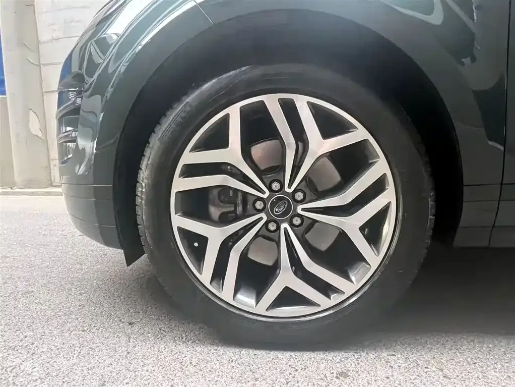 Land Rover Evoque — фото 10