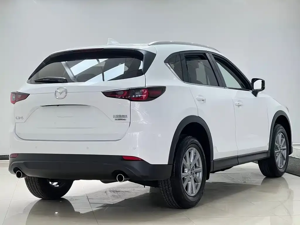 Mazda CX-5 2023 из CN, фото 2