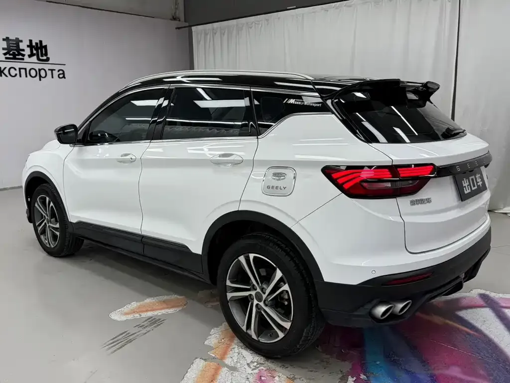 Geely Binyue 2021 из CN, фото 2