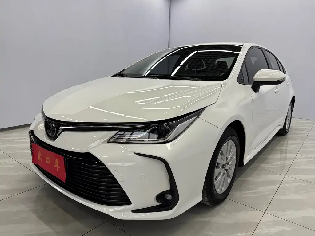 Toyota Corolla 2022 из CN, фото 1