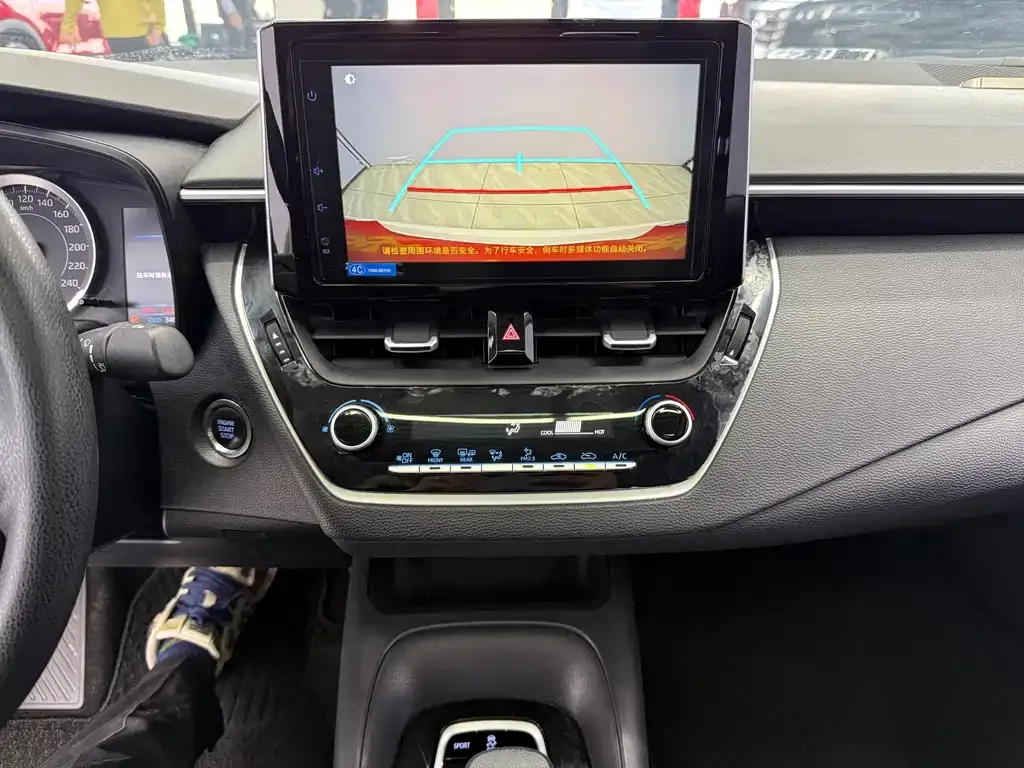 Toyota Corolla 2022 из CN, фото 8