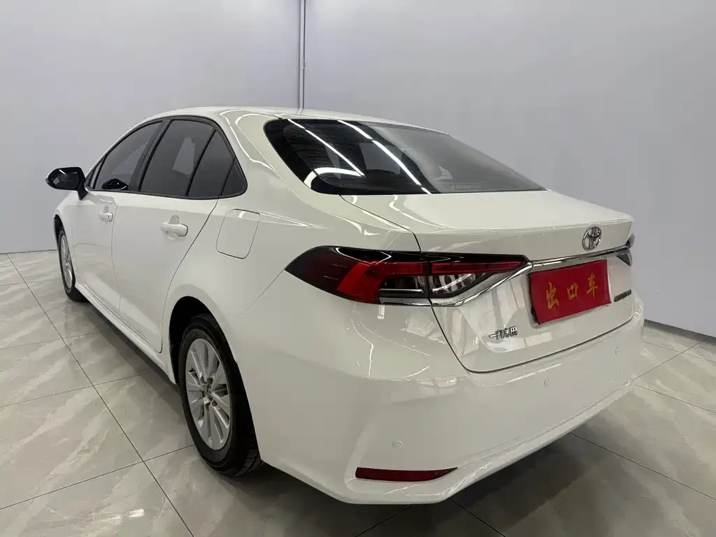 Toyota Corolla 2022 из CN, фото 2