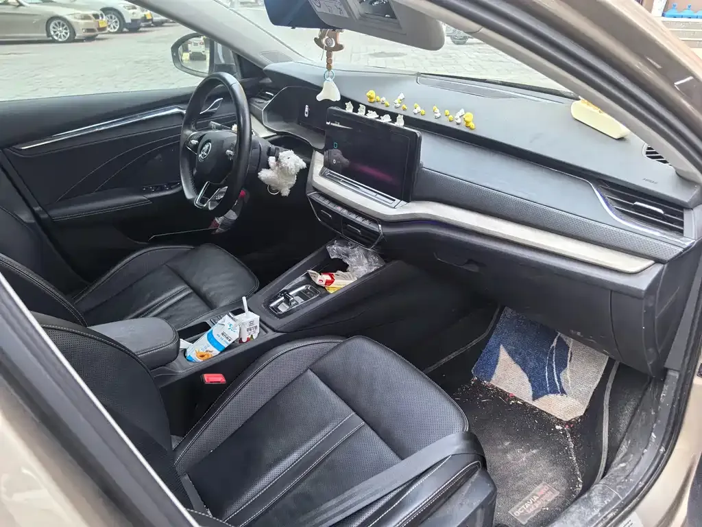 Skoda Octavia 2022 из CN, фото 3