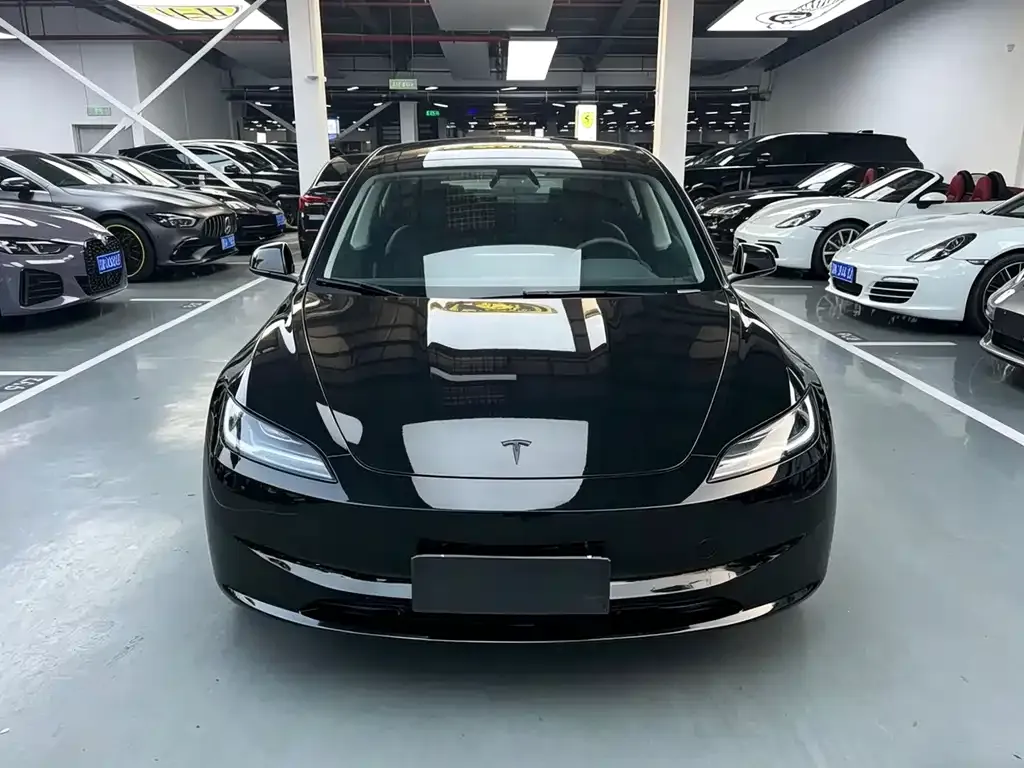 Tesla Model 3 2023 из CN, фото 9