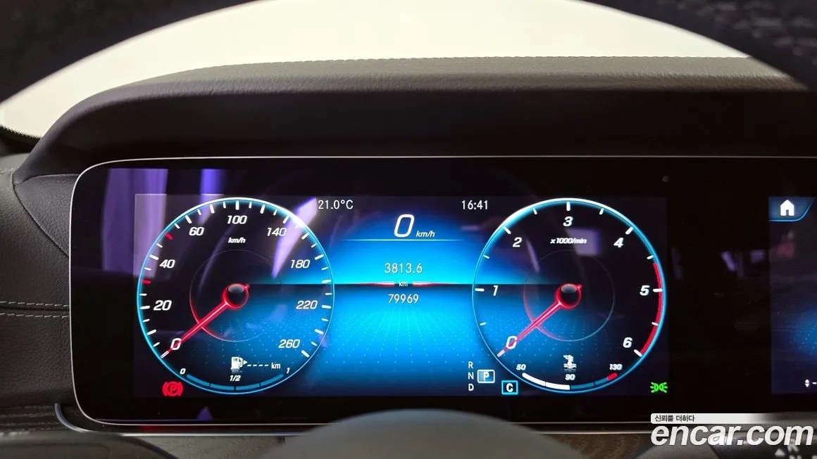 Mercedes-Benz E-Class 2021 из KR, фото 4