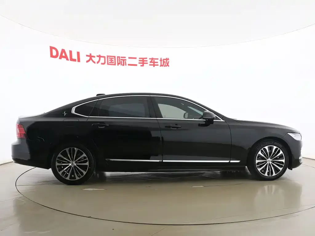 Volvo S90 — фото 3
