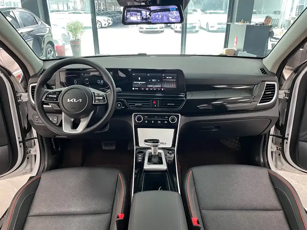 Kia Seltos 2023 из CN, фото 10