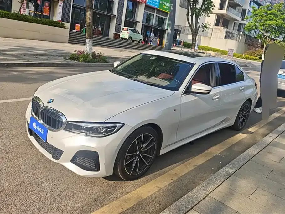 BMW 3 Series 2021 из CN, фото 1