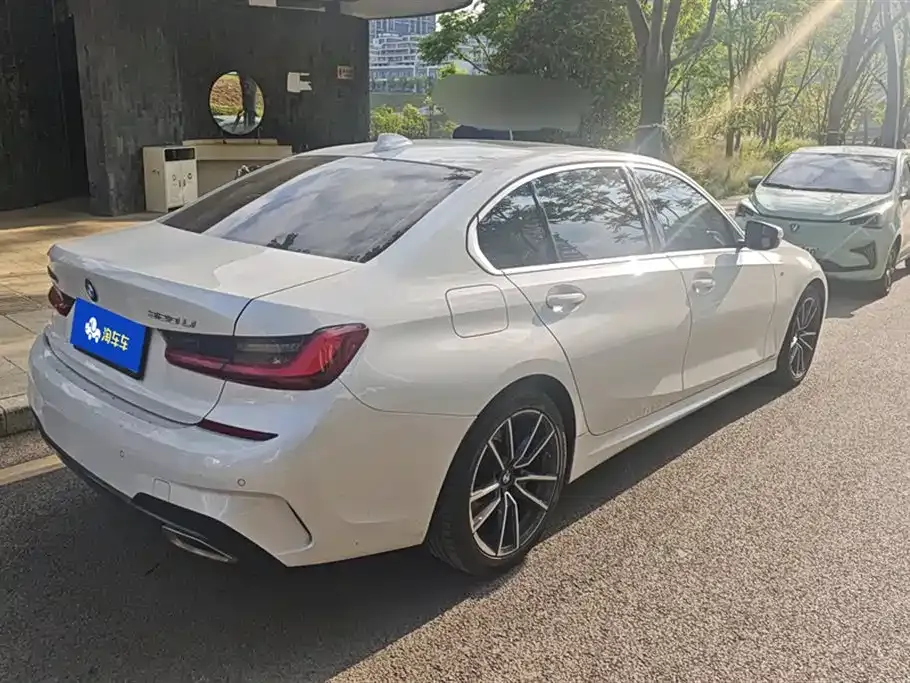 BMW 3 Series 2021 из CN, фото 9