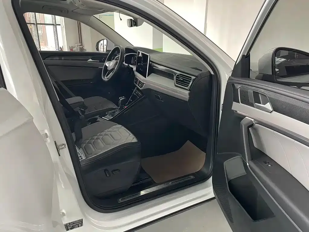 Volkswagen Tayron 2023 из CN, фото 8