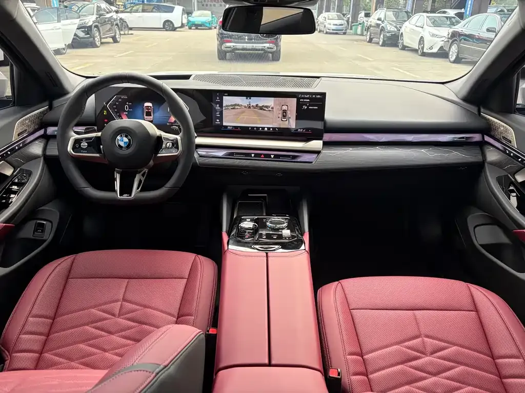 BMW 5 Series — фото 10