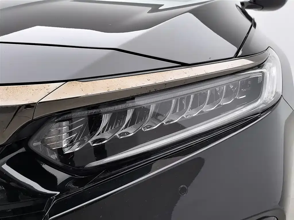 Honda Accord 2023 из CN, фото 10