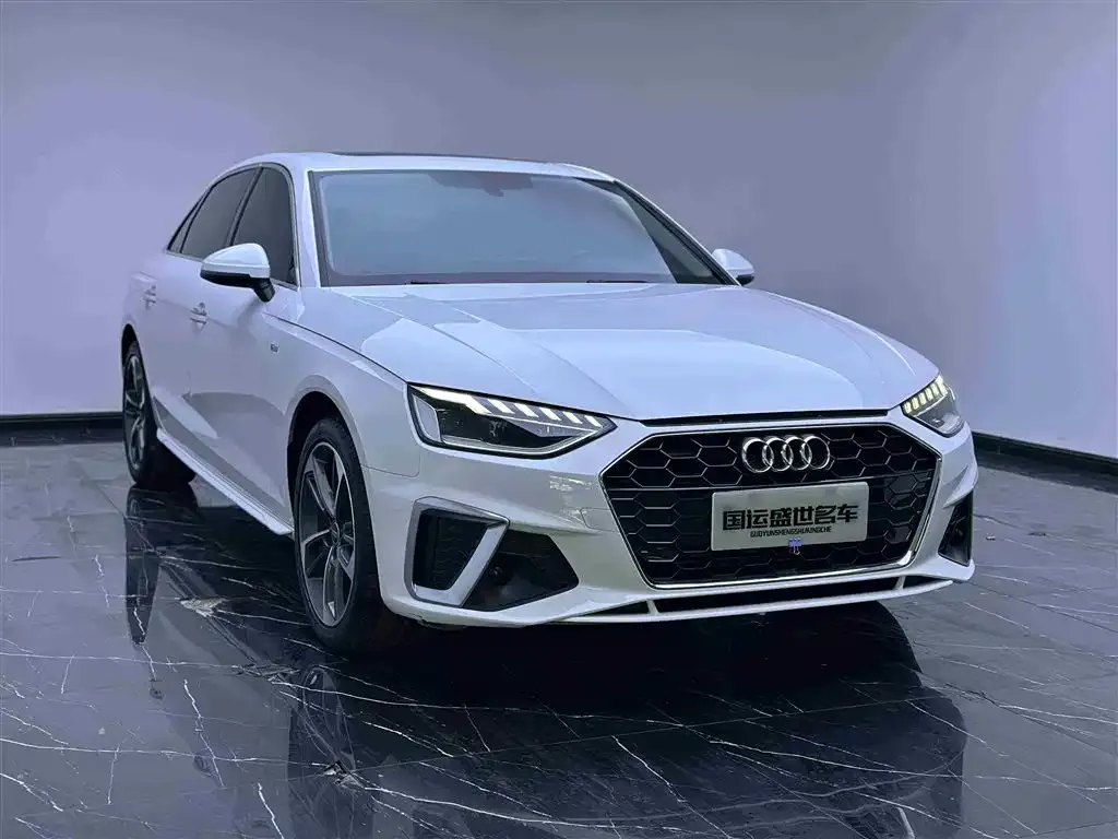 Audi A4L 2022 из CN, фото 10