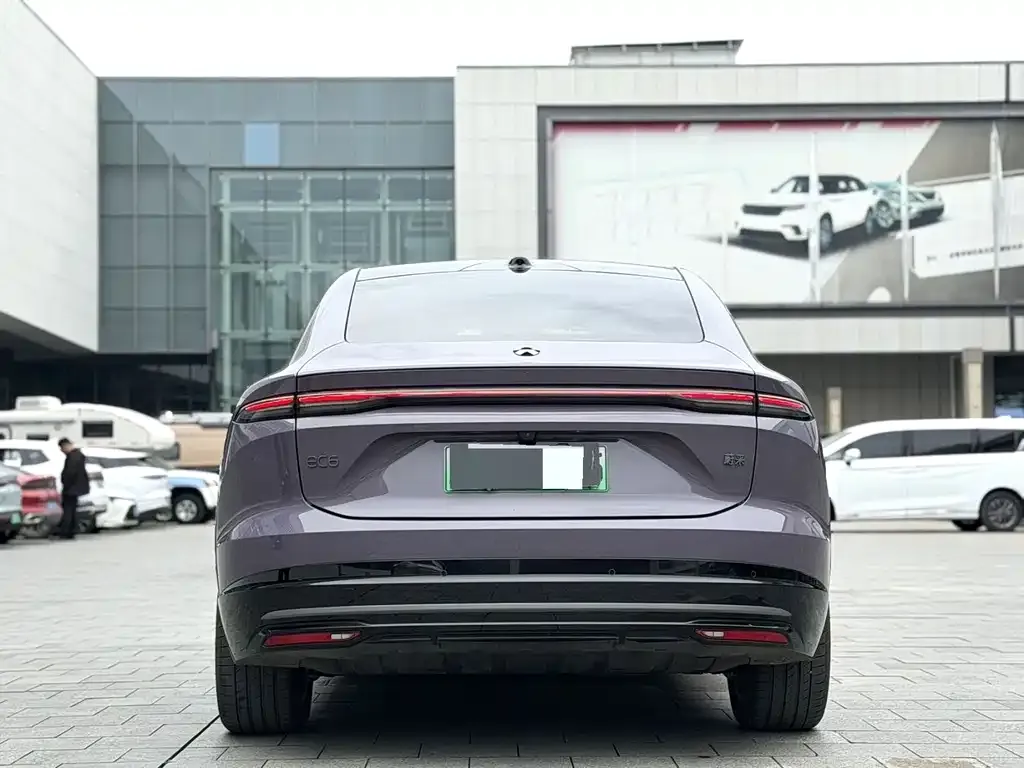 NIO EC6 — фото 7