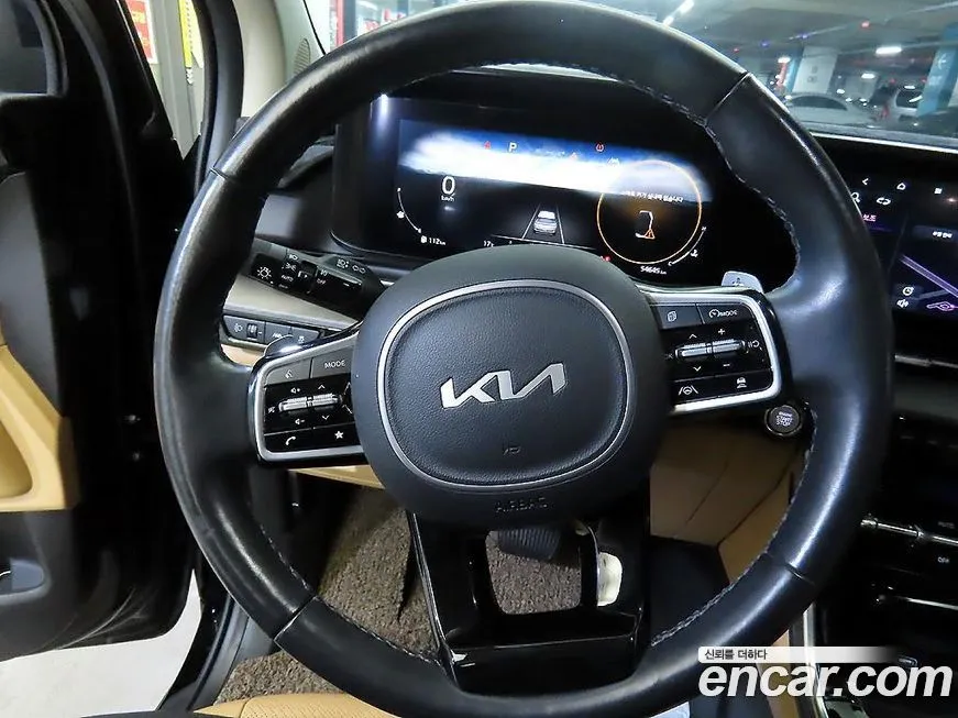 Kia Carnival — фото 9
