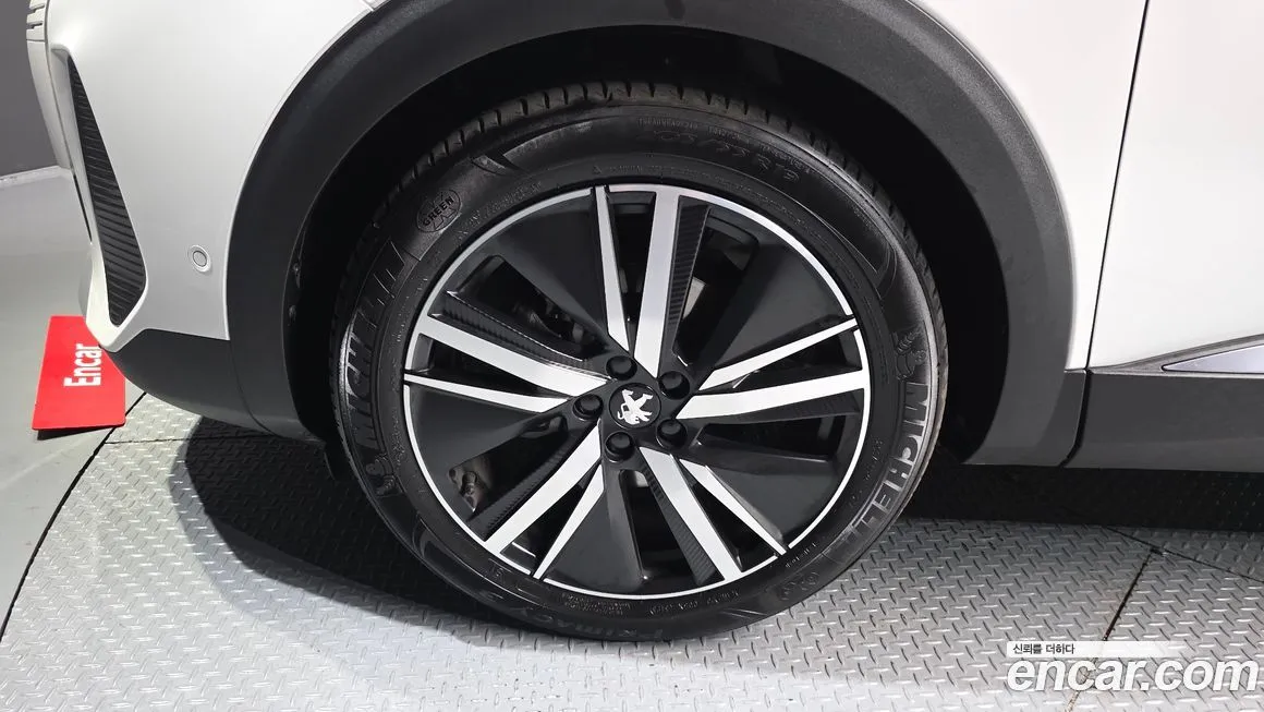 Peugeot 5008 2024 из KR, фото 8