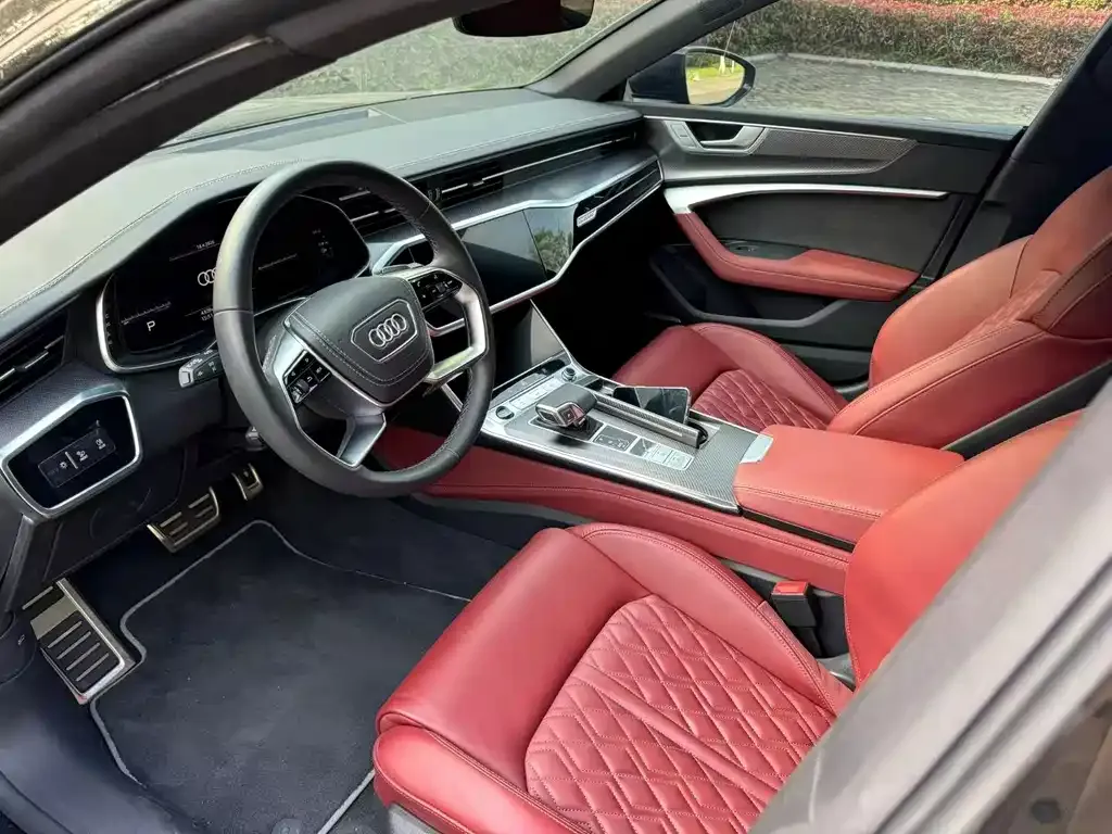 Audi A7L 2025 из CN, фото 2
