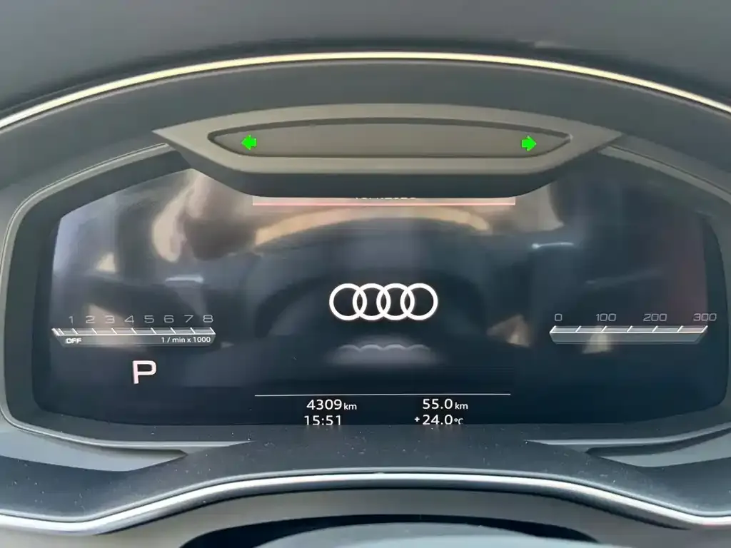Audi A7L 2025 из CN, фото 3