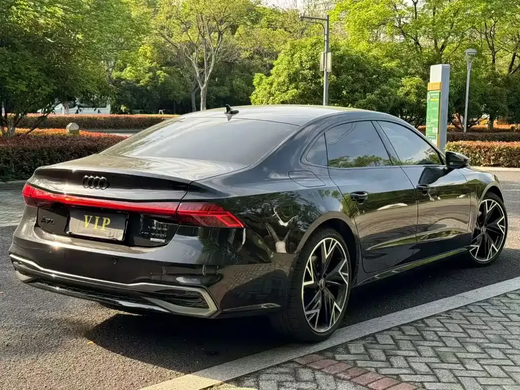 Audi A7L 2025 из CN, фото 8