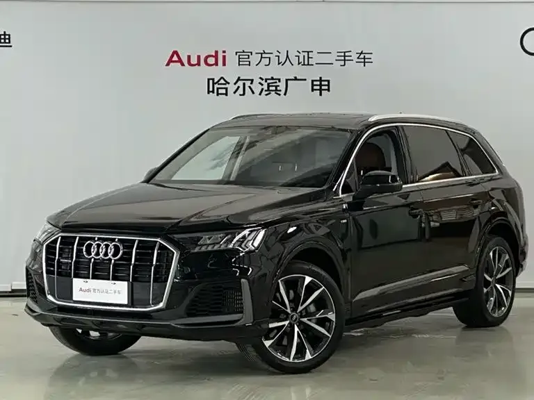 Audi Q7 2024 из CN, фото 1