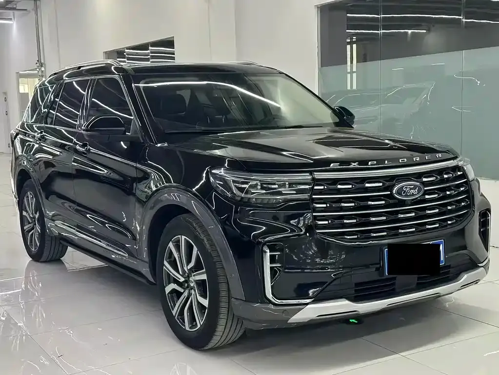 Ford Explorer 2023 из CN, фото 5