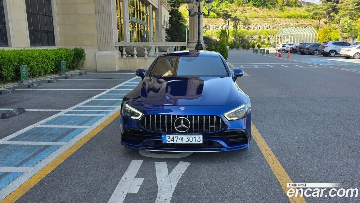 Mercedes-Benz AMG GT