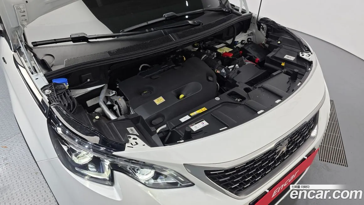 Peugeot 5008 2021 из KR, фото 10