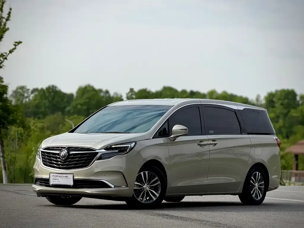 Buick GL8 2021 из CN, фото 1