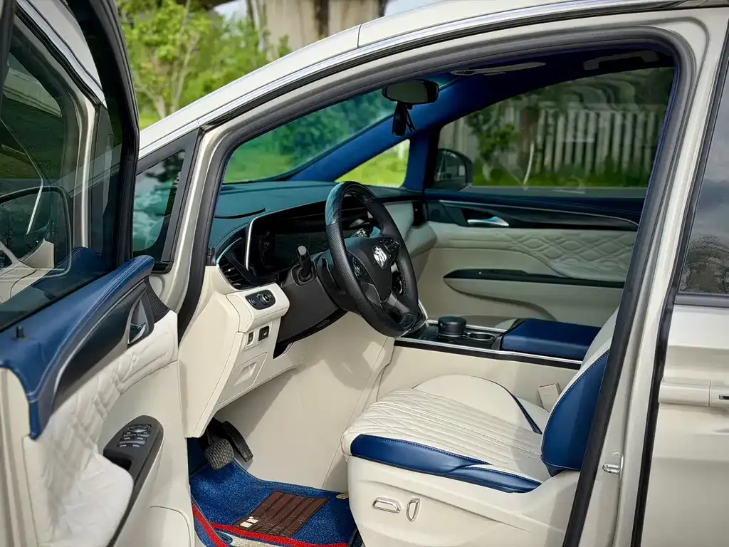 Buick GL8 2021 из CN, фото 10