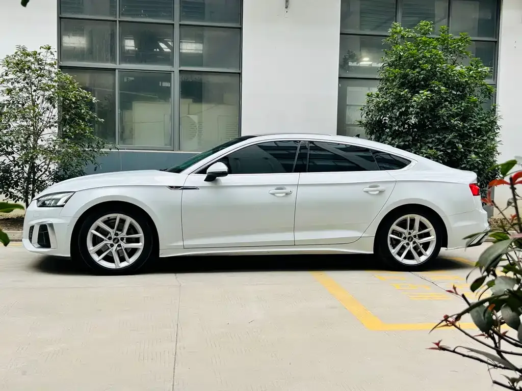Audi A5 (Import) — фото 3