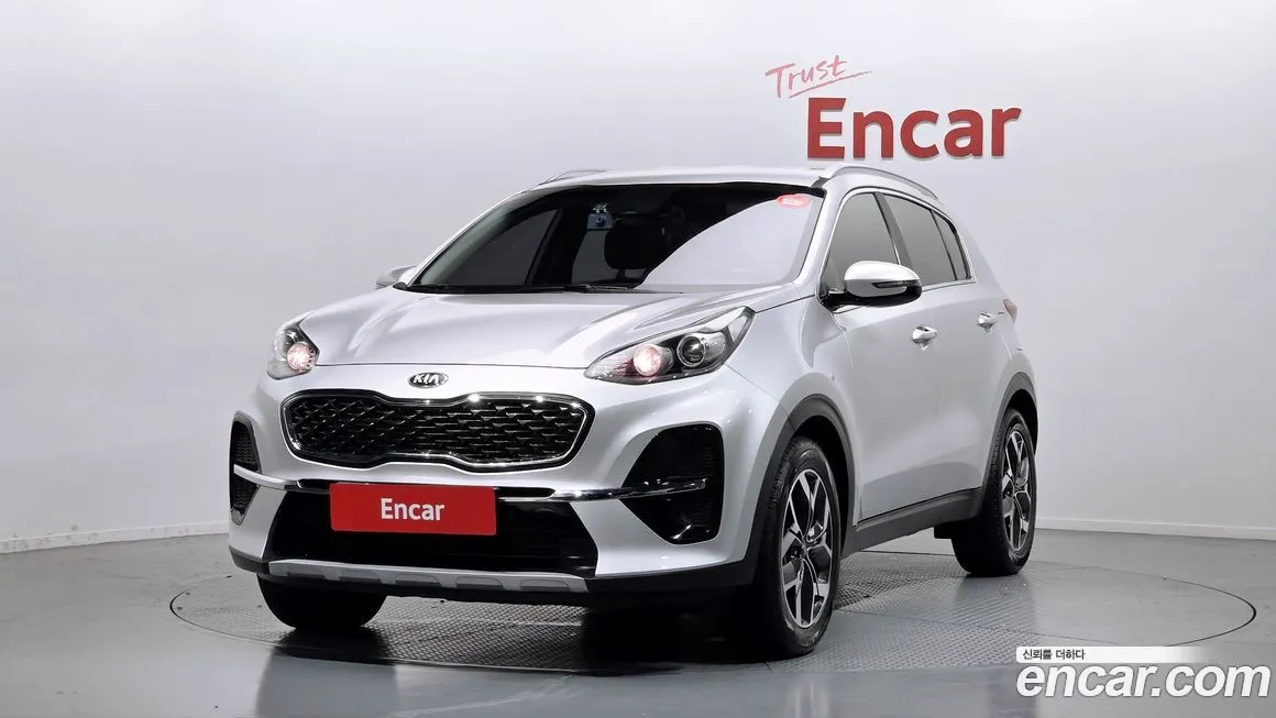 Kia Sportage — фото 1