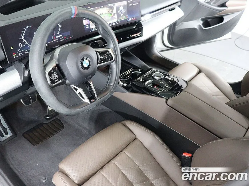 BMW 5-Series 2024 из KR, фото 10