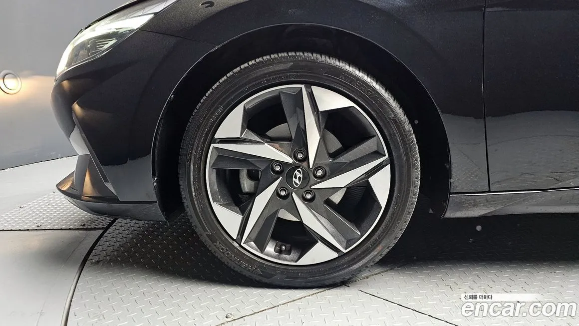 Hyundai AVANTE — фото 9