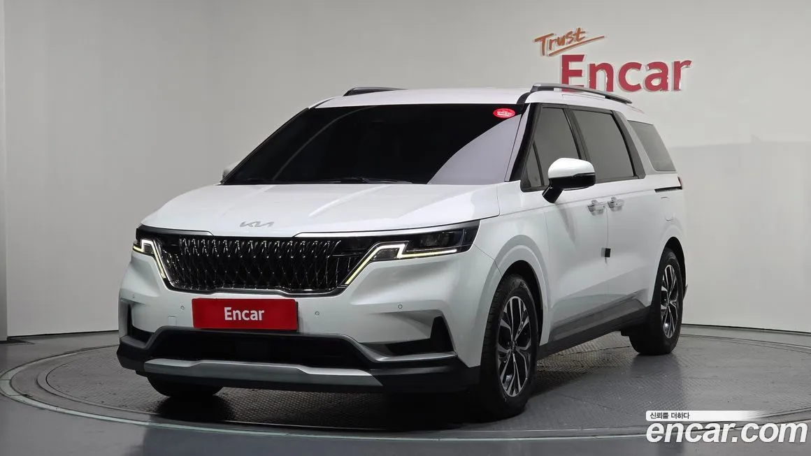 Kia Carnival 2023 из KR, фото 1
