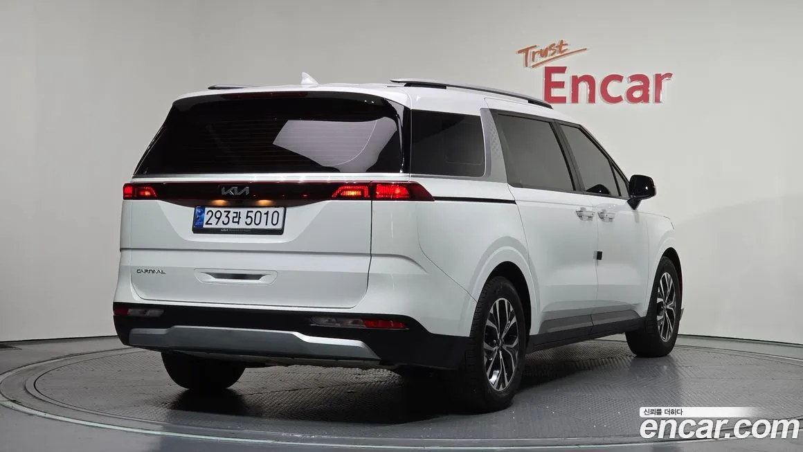Kia Carnival 2023 из KR, фото 6