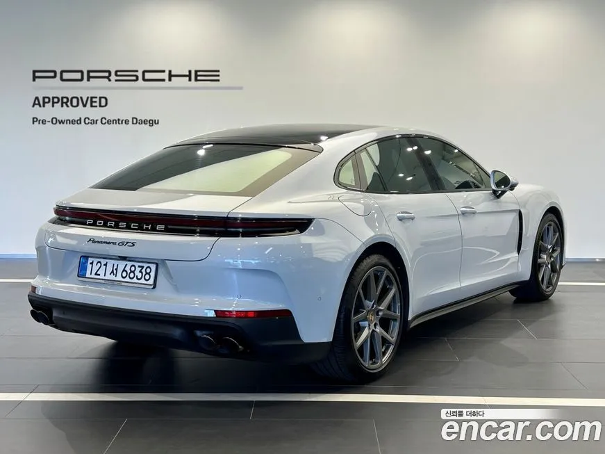 Porsche Panamera 2025 из KR, фото 2