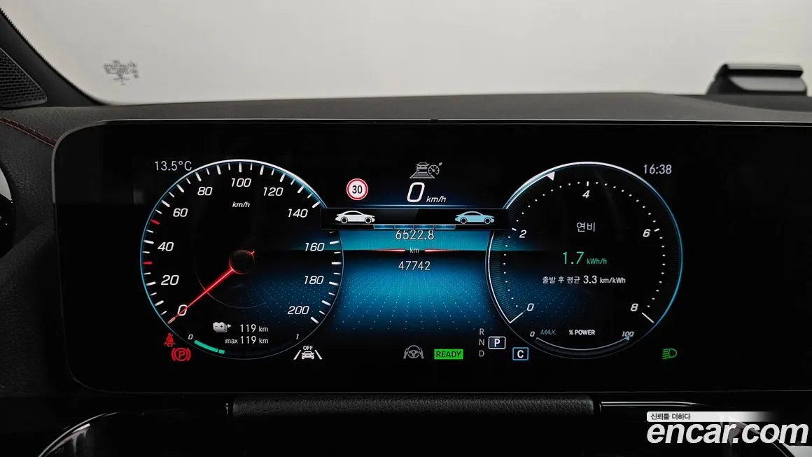 Mercedes-Benz EQA 2022 из KR, фото 4