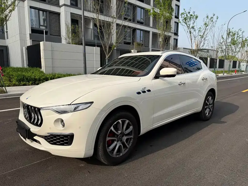 Maserati Levante 2024 из CN, фото 1