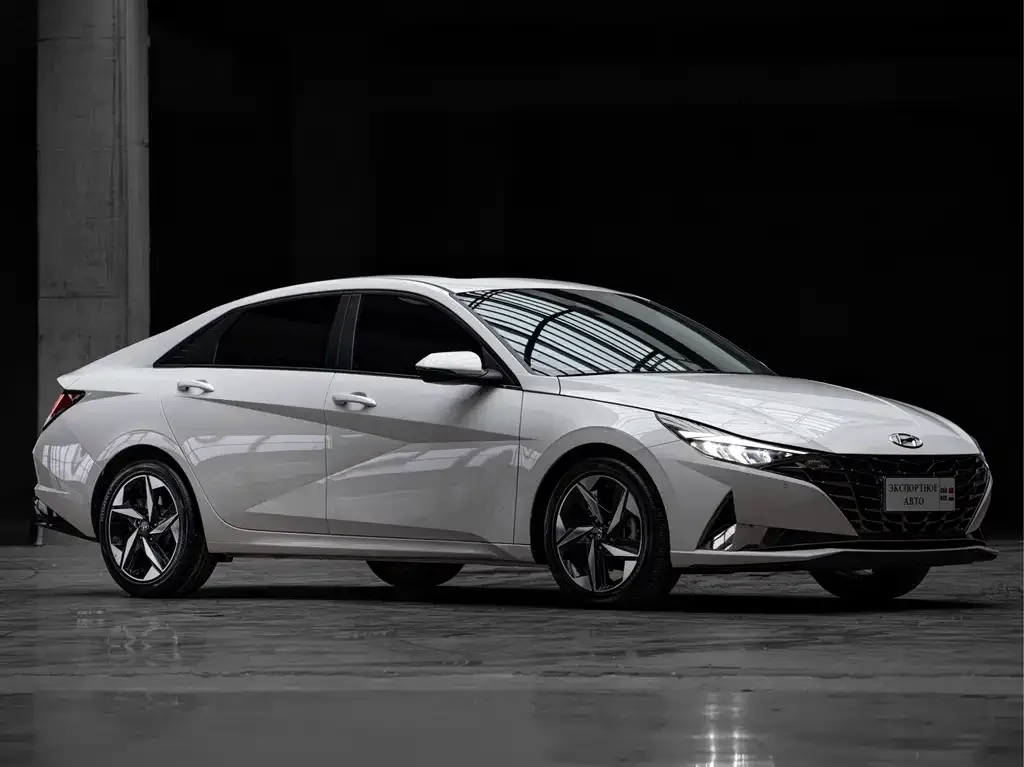 Hyundai Elantra — фото 4