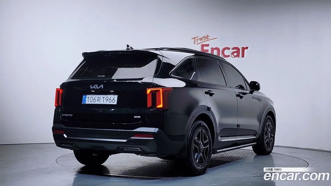 Kia Sorento — фото 3
