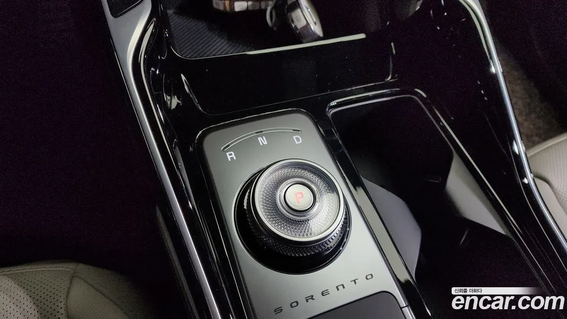 Kia Sorento — фото 10
