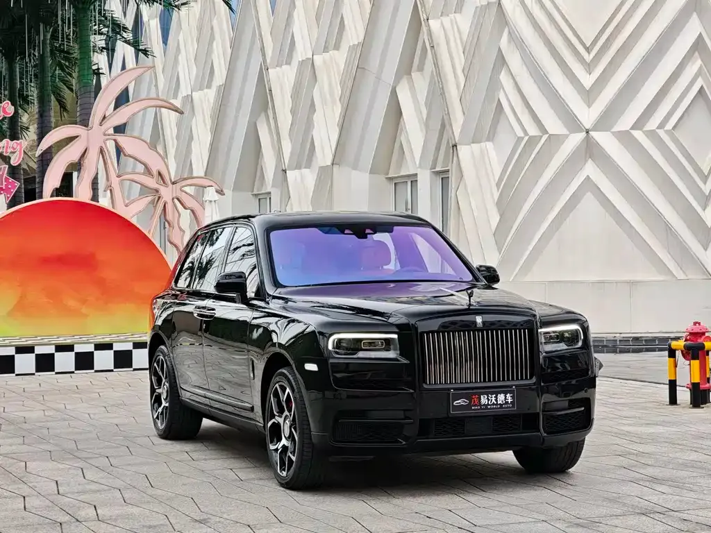 Rolls-Royce Cullinan — фото 2