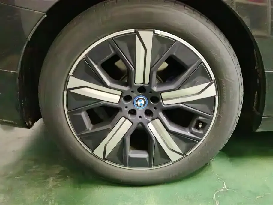 BMW iX 2023 из CN, фото 6